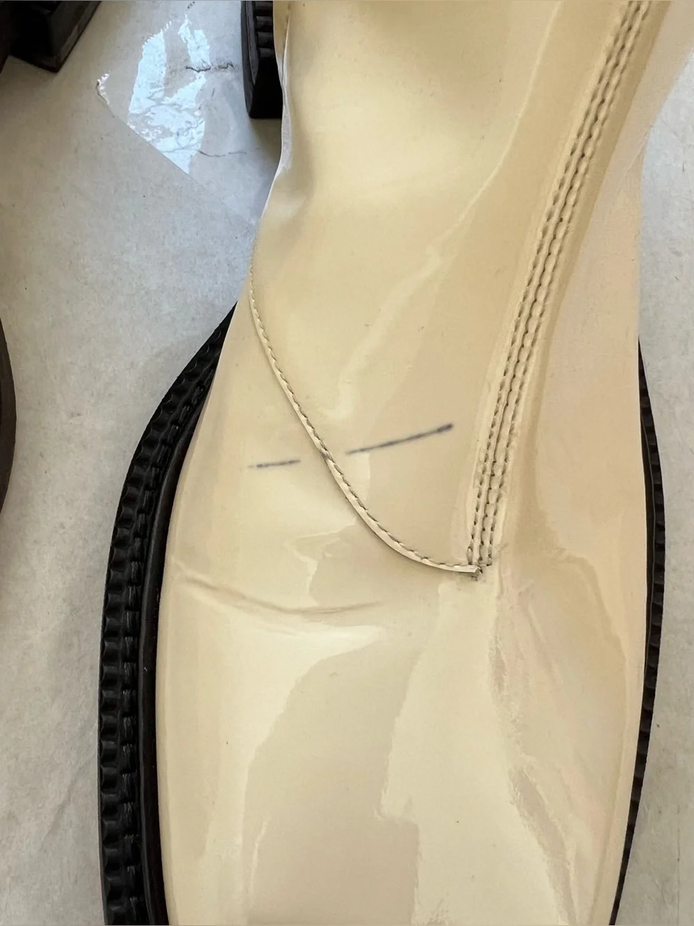Sportmax by Max Mara Aiello Patent Leather Ankle Boots Ivory Shoes IT 39 US 9